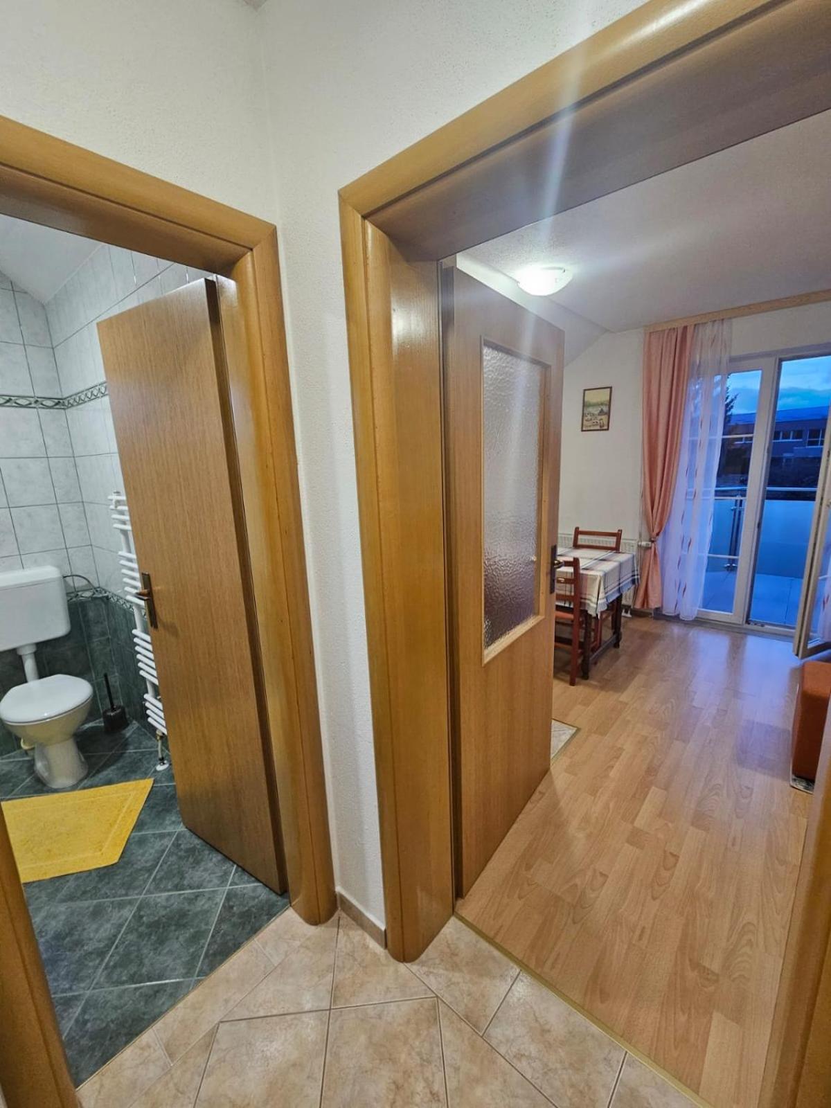 Apartman M. Rados Kupres  Ngoại thất bức ảnh
