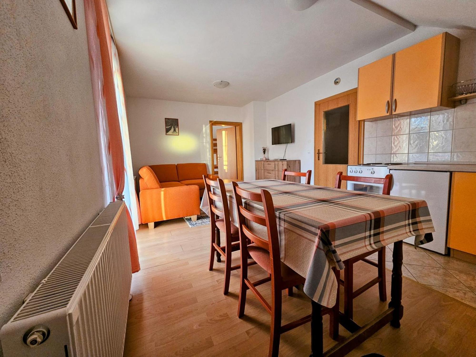 Apartman M. Rados Kupres  Ngoại thất bức ảnh